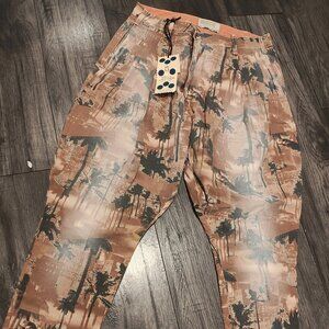 NWT Neill Katter Pants 28